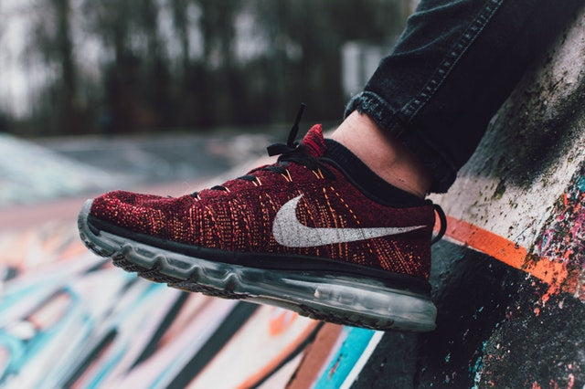 Weight of running shoes hotsell